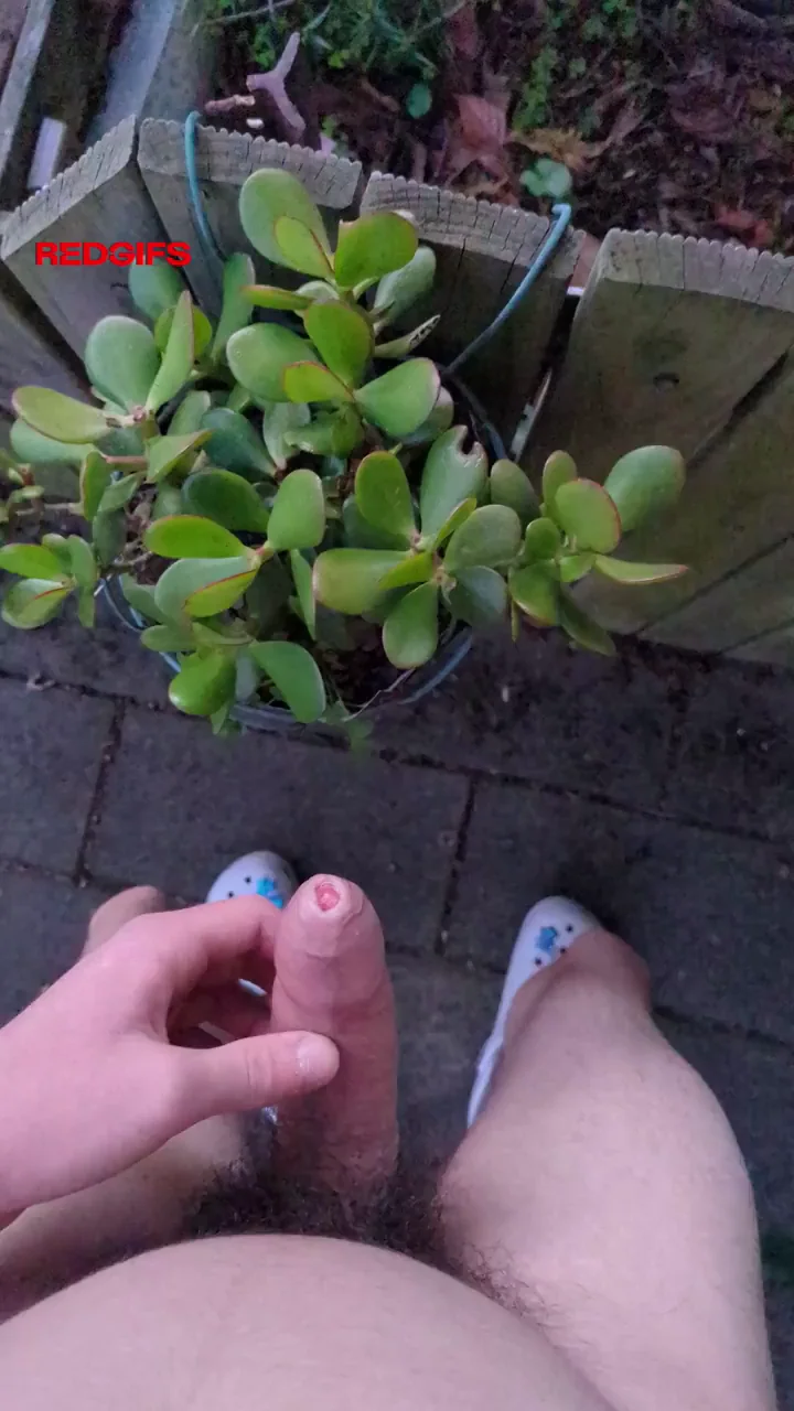 Pissing on Plants Like a Naughty Outdoor Slut 💦🌿