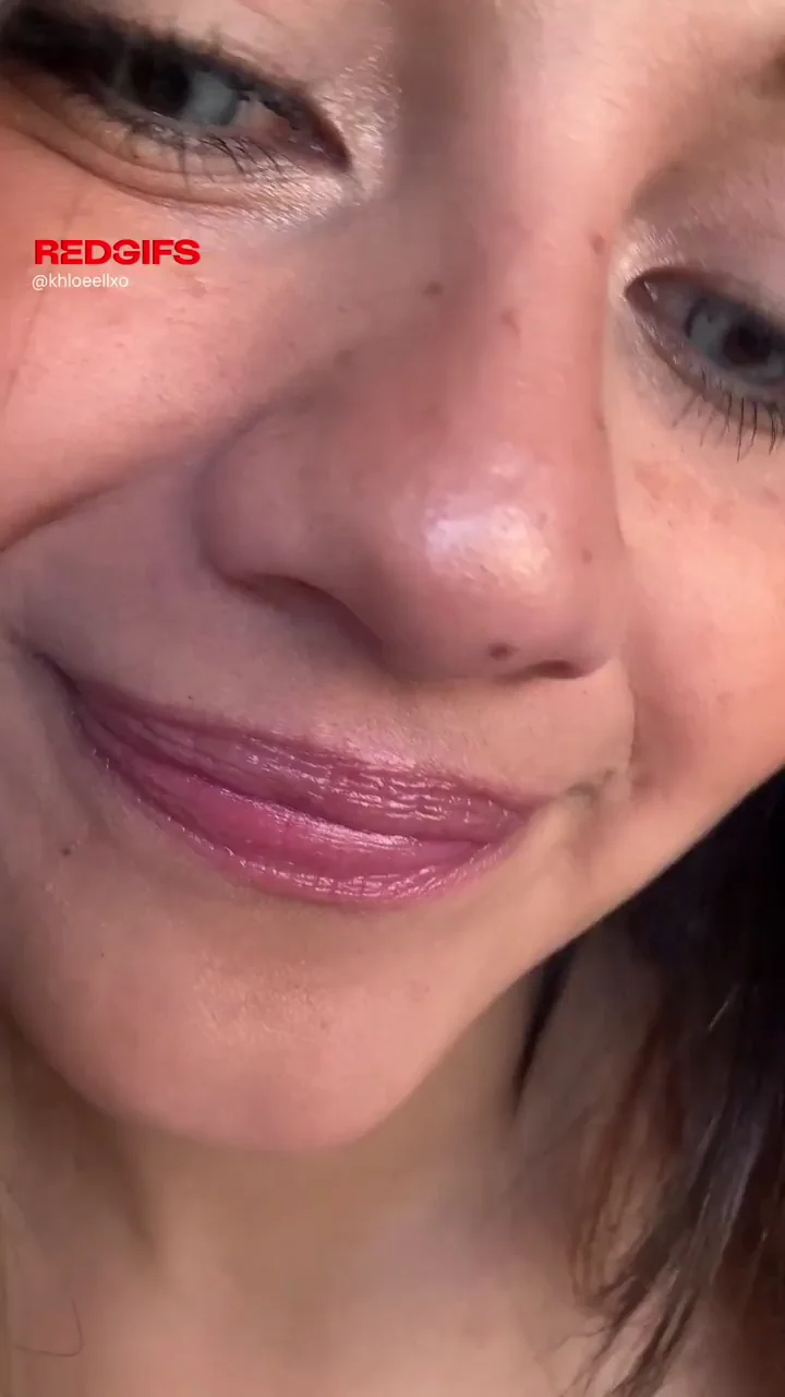 Petite Cheating Tease: Should I Dump My Dick Boyfriend for This Booty?