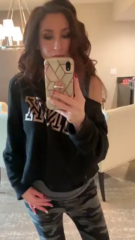 Absolutely loving my belly ?