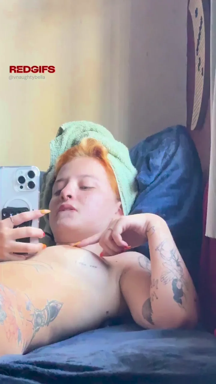 Men over 25. small boobs or tight pussy?