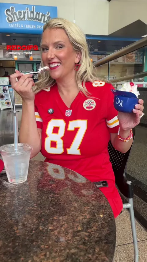 My Travis Kelce jersy is about to rip from my big tits