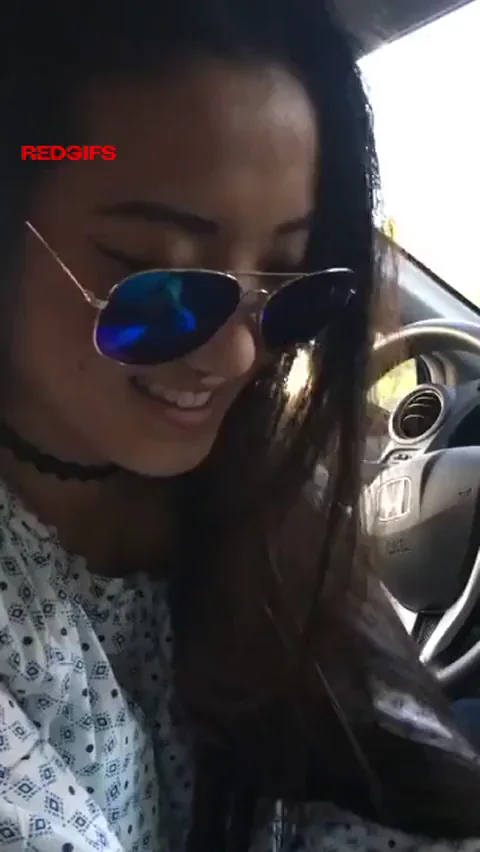 Sunglass Slut: Asian Baddie Devours Dick in Parked Car