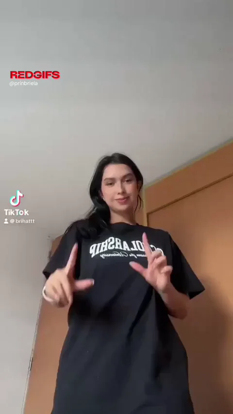 🍑🔥 @brihattt's Massive Tits & Juicy Latina Ass Tease on TikTok 💦