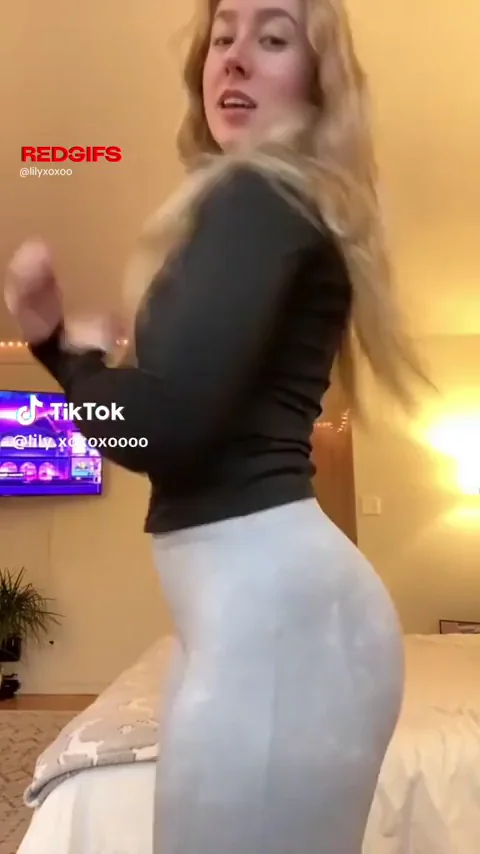 @itslilyxoxoo