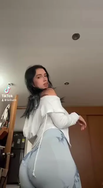 🍑 @brihattt's Massive Latina TikTok Ass Tease 🔥