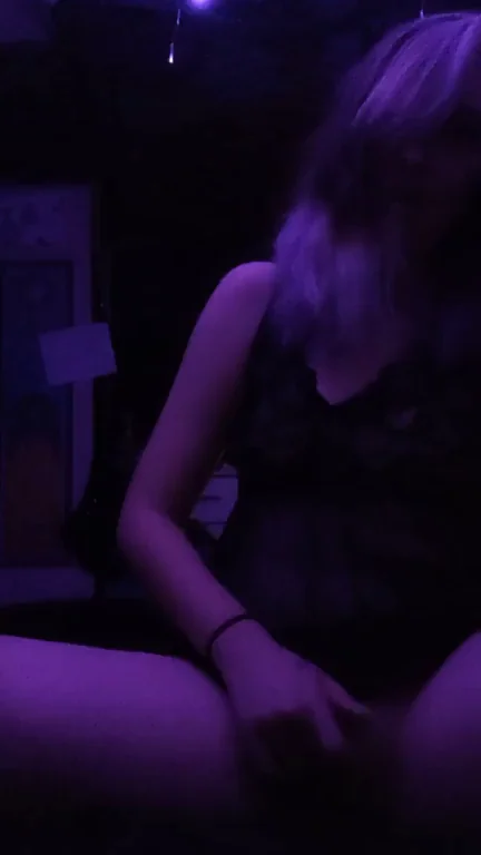Let's masturbate together ?