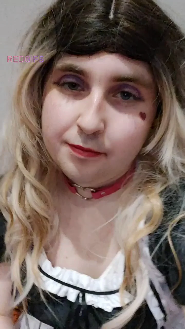 Can i be your little sissy maid? 😇😇
