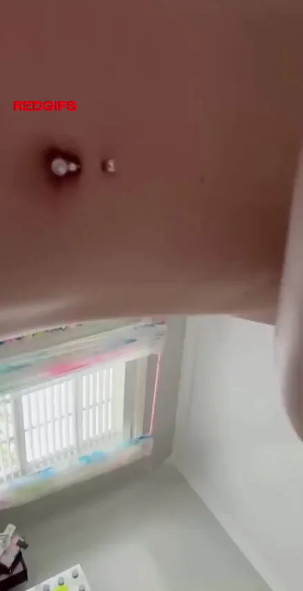 Wanna Smash This Juicy Big Ass? 😈🍑