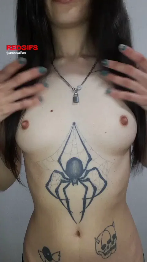 Latina Spider Babe Flashes Her Inked Tits for Friday Fun