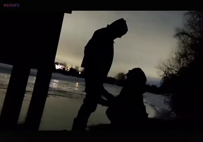 🌉 Under the Bridge Slut: MILF Shows Her Public Dick-Sucking Date Spot! 💦👅