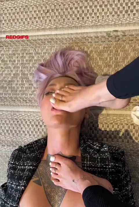 My Special Foot Doormat Slave 😈👅🦶