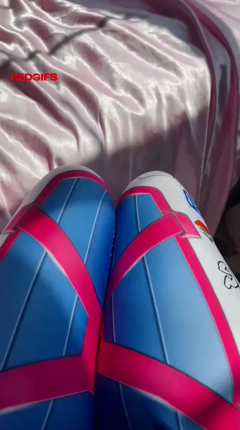Thick Thighs Gripped Hard in Slutty Cosplay 😈🍑