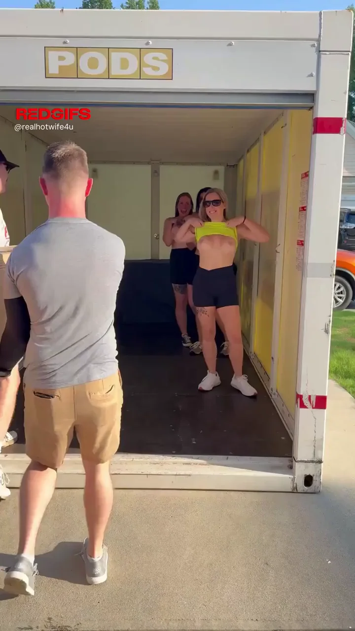 🔥 Teasing Movers with Tits Out in Open POD – Neighbors Peeping? 😈