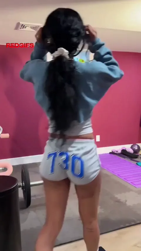 Coi Leray's Thicc Ass Gym Tease 💦🍑🔥