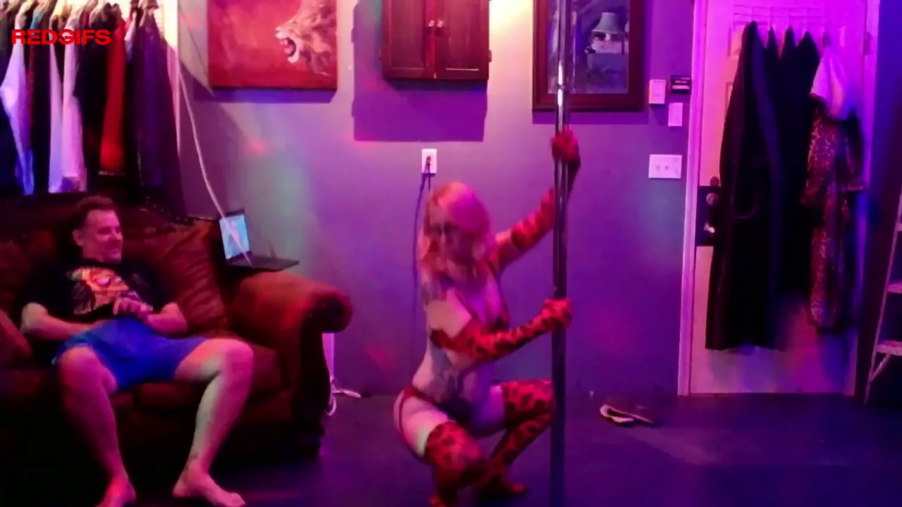 I loved giving my Mr a lap dance