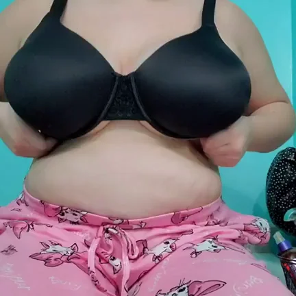 No Shirts Here! That includes Bras! [ Reveal ] ~?