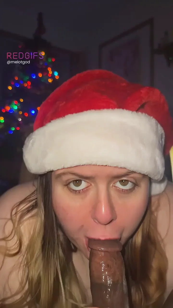 cum suck this BBC up 💦👅🎄