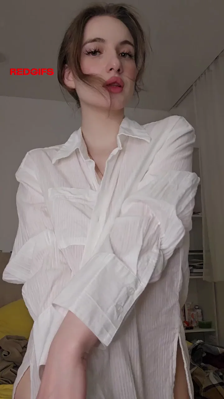 Sagging Slut's Wake-Up Call: Those Heavy Hangin' Tits Are Pure Fire