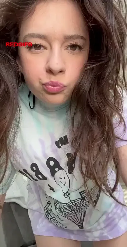 Smash or Pass This Juicy Twerk Queen? 🍑🔥