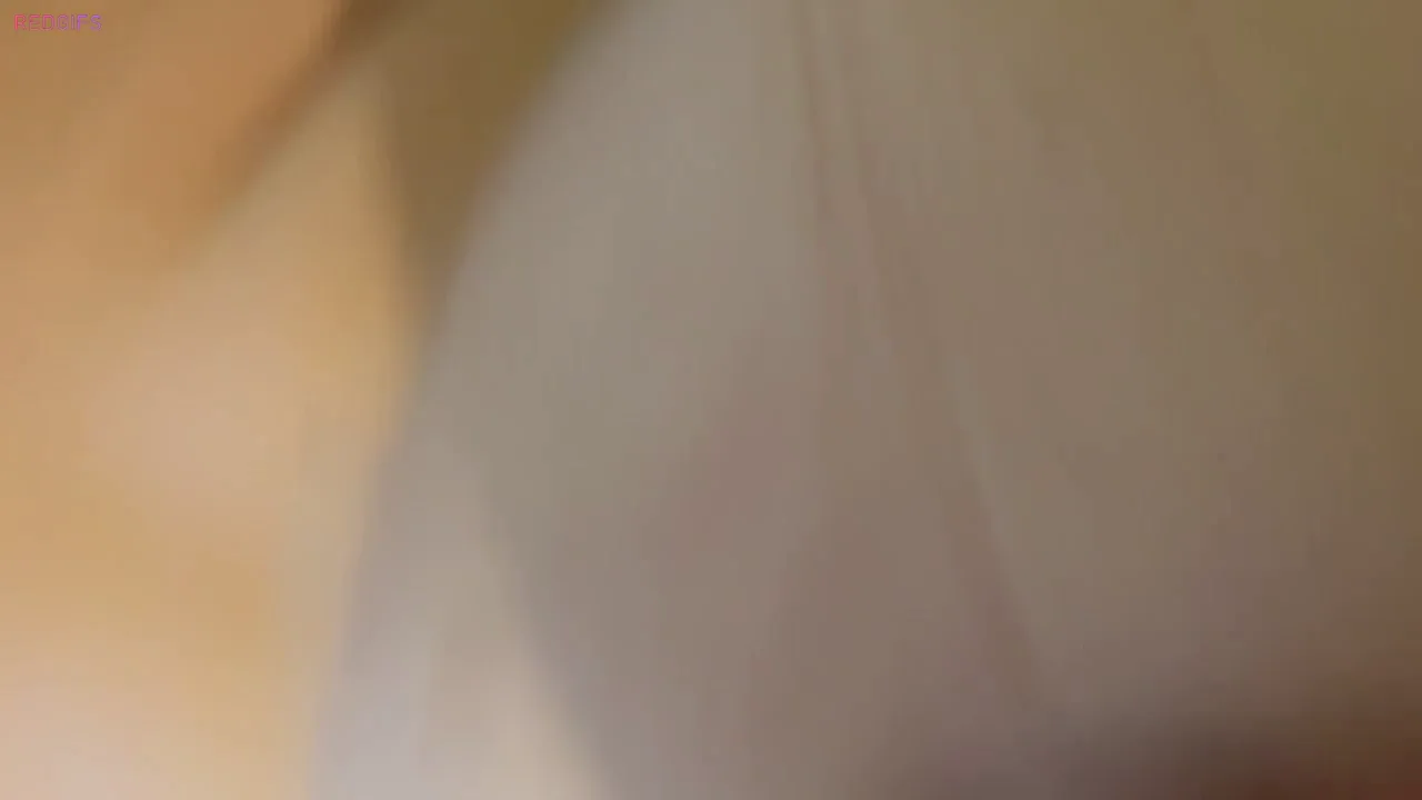 Who Wants to Blast Cum on My Juicy Ass? 🍑💦