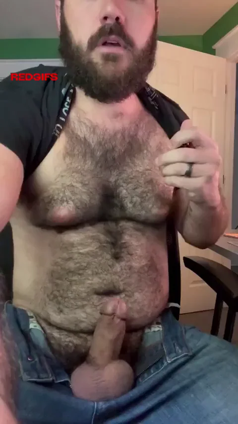Happy fat cock day boys! This one here was truly in need of some release after this week of work 😮‍💨