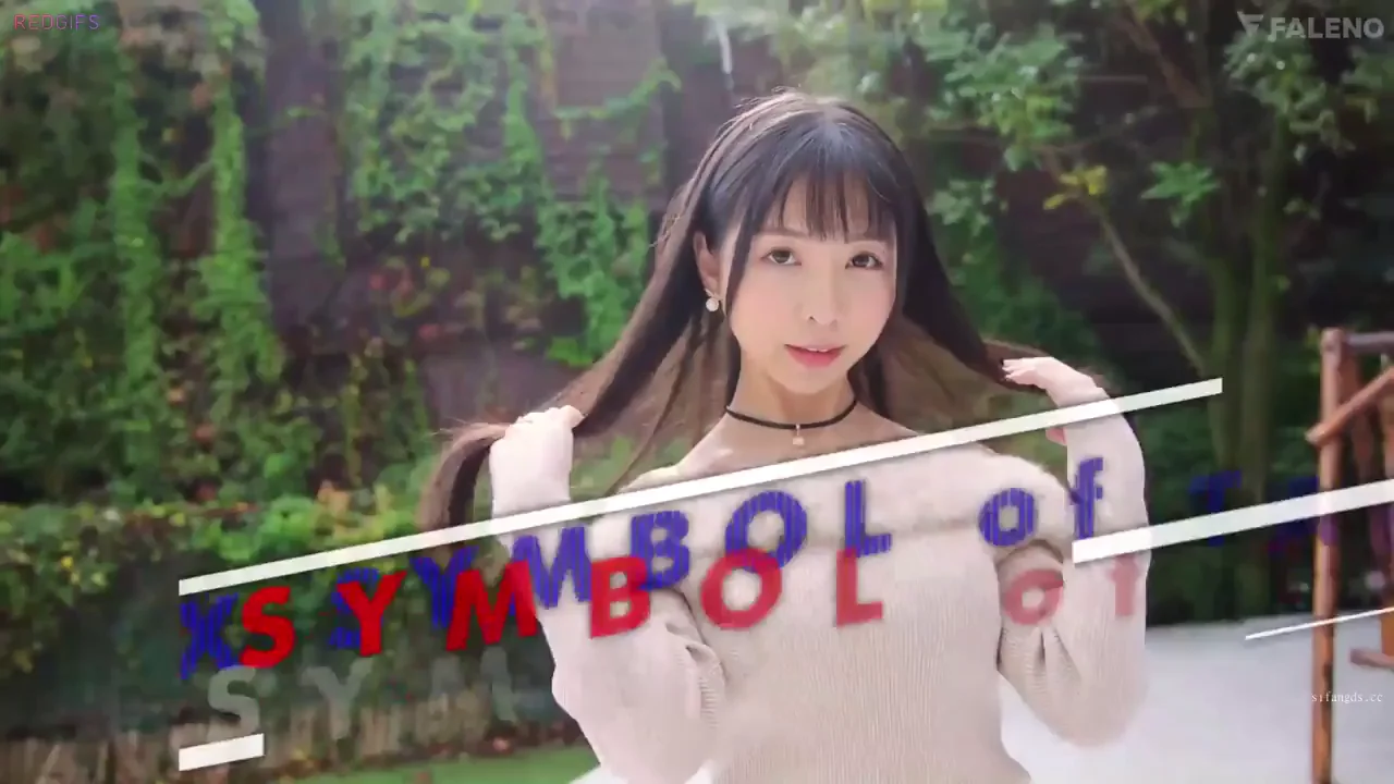 Tiny Chinese Slut's Wild Overseas Debut 🍑🌏