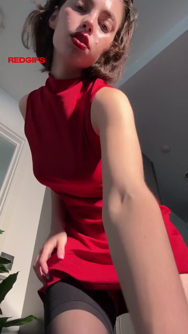 Panties Off Boosts My Grind 💦🔥 No Undies Work Slut Vibes