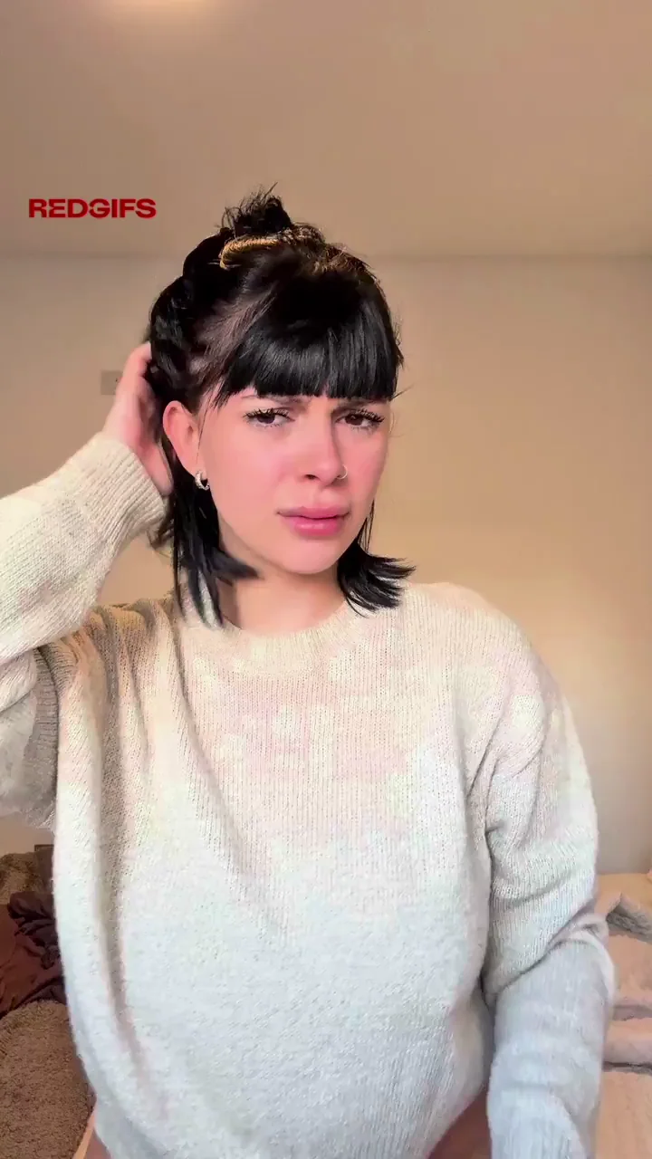 Boobs Out Begging for Your Hungry Mouth 😍💦