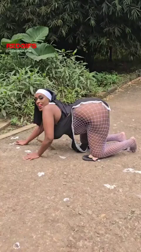 Why Black Queens Slay: Ebony Babe's Phat Ass Tease 🖤🍑🔥