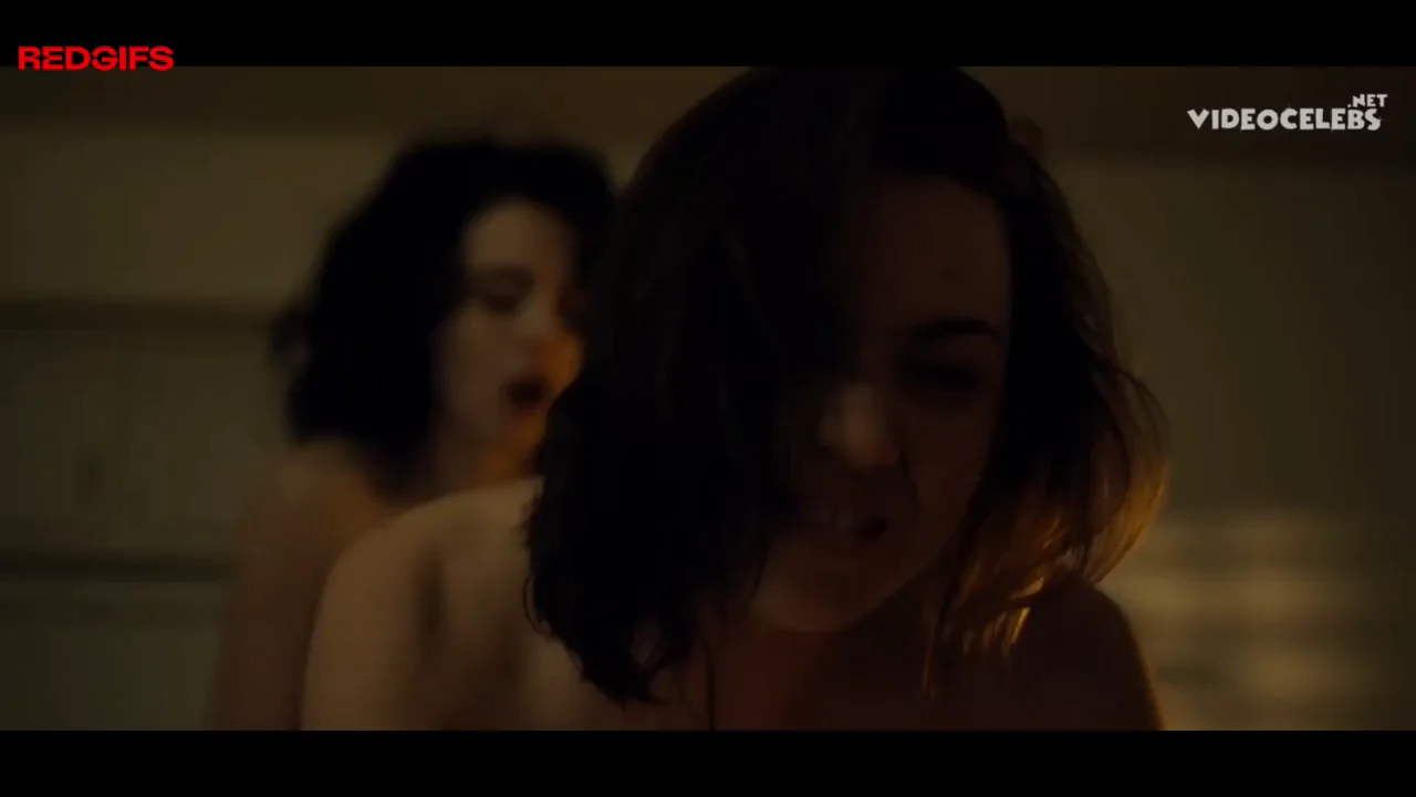 Margaret Qualley nude, Aubrey Plaza nude, Lera Abova nude- Honey Don't! (2025)