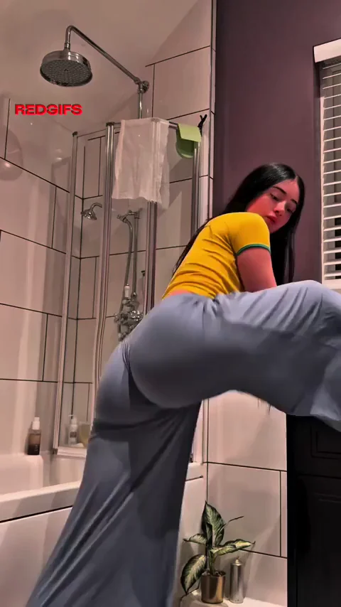 Jiggle Jiggle Jiggle