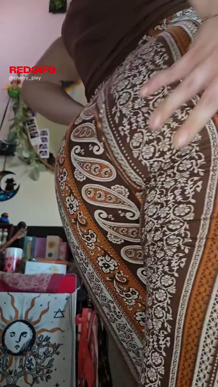 🍑 Second Pair of Flare Pants 'Cause My Bubble Butt Blew Up the First! 🔥