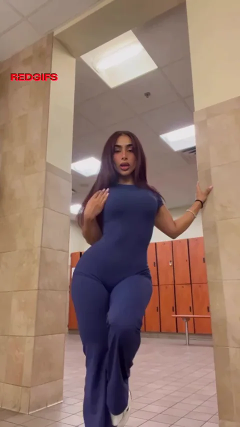 love working out on flare pants