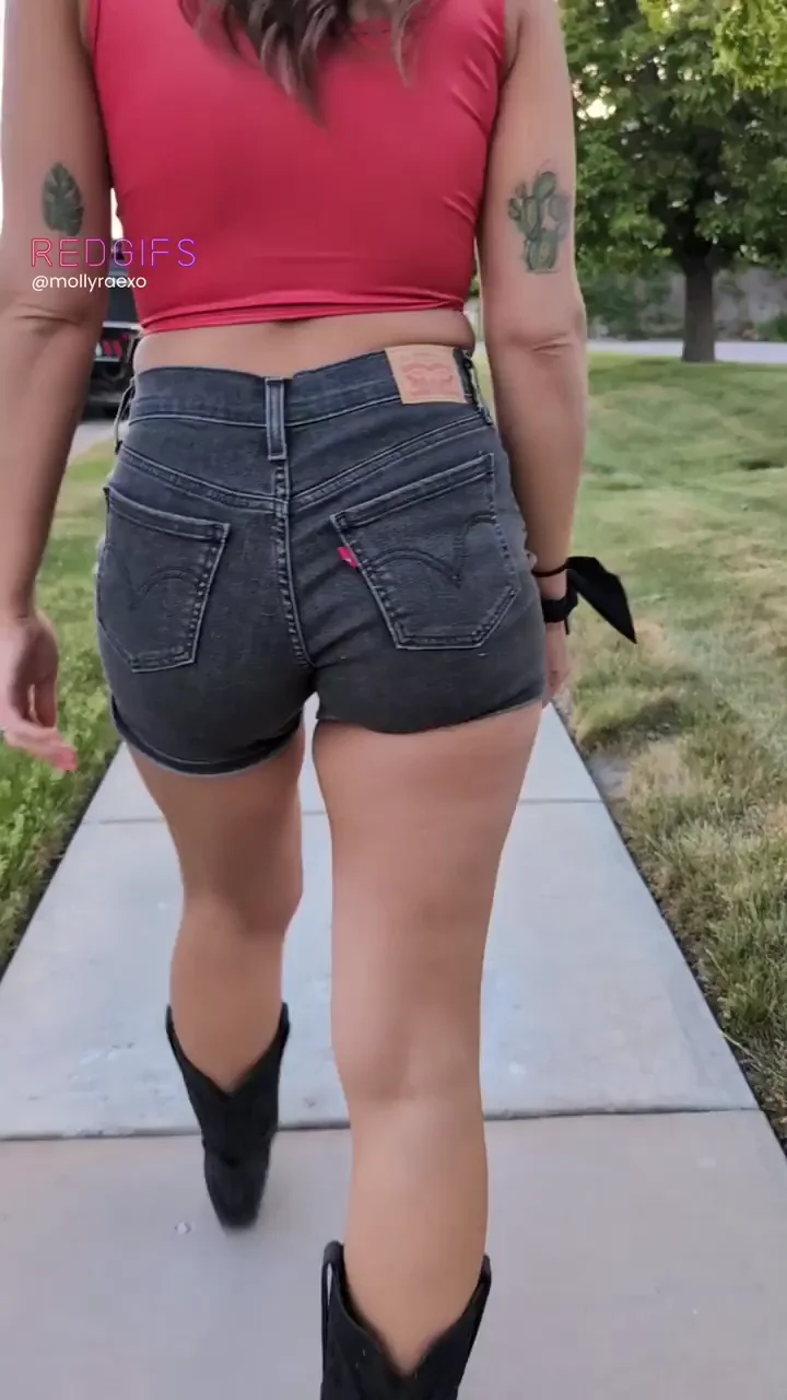 I walk like this on purpose....imagine how I ride