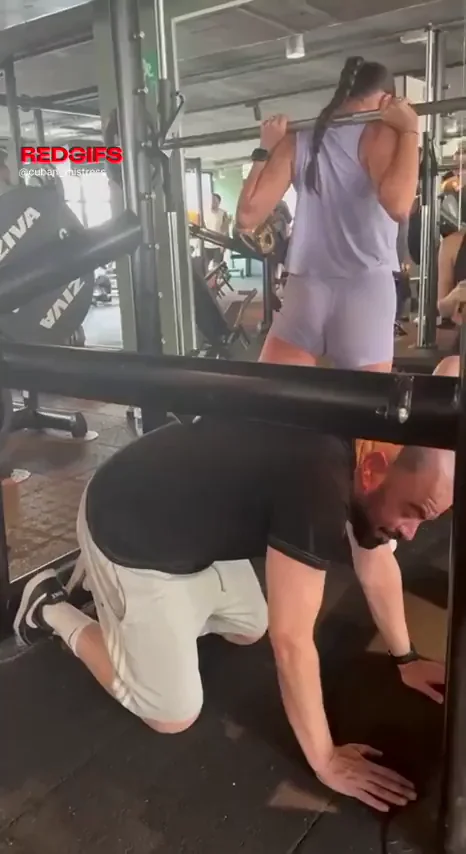 I needed help for the Bulgarian split squat [domme]