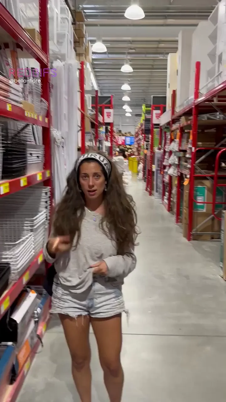 Making some tradies happy in Bunnings (sneaky)