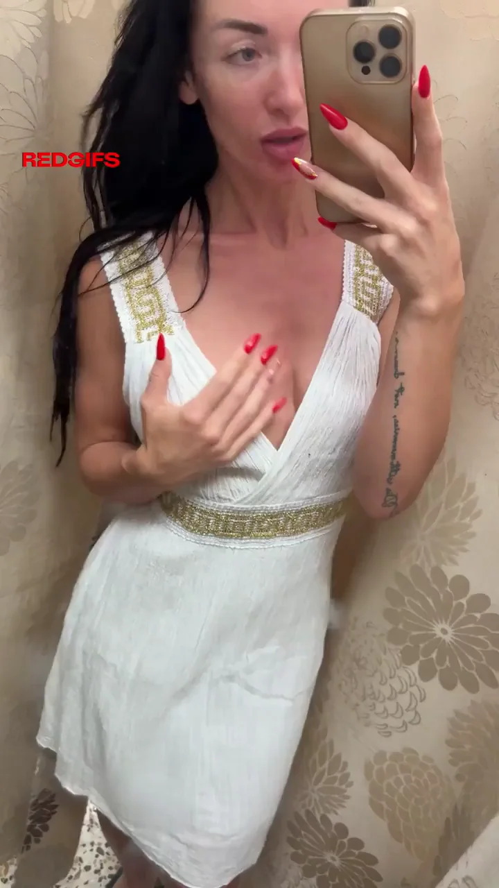 Boobs that are impossible to overlook