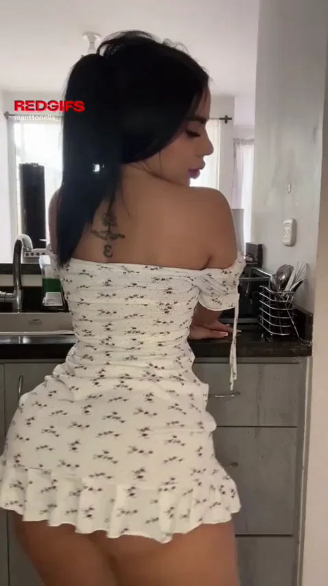 Every Twerk Lifts That Juicy Ass Higher 💦🍑