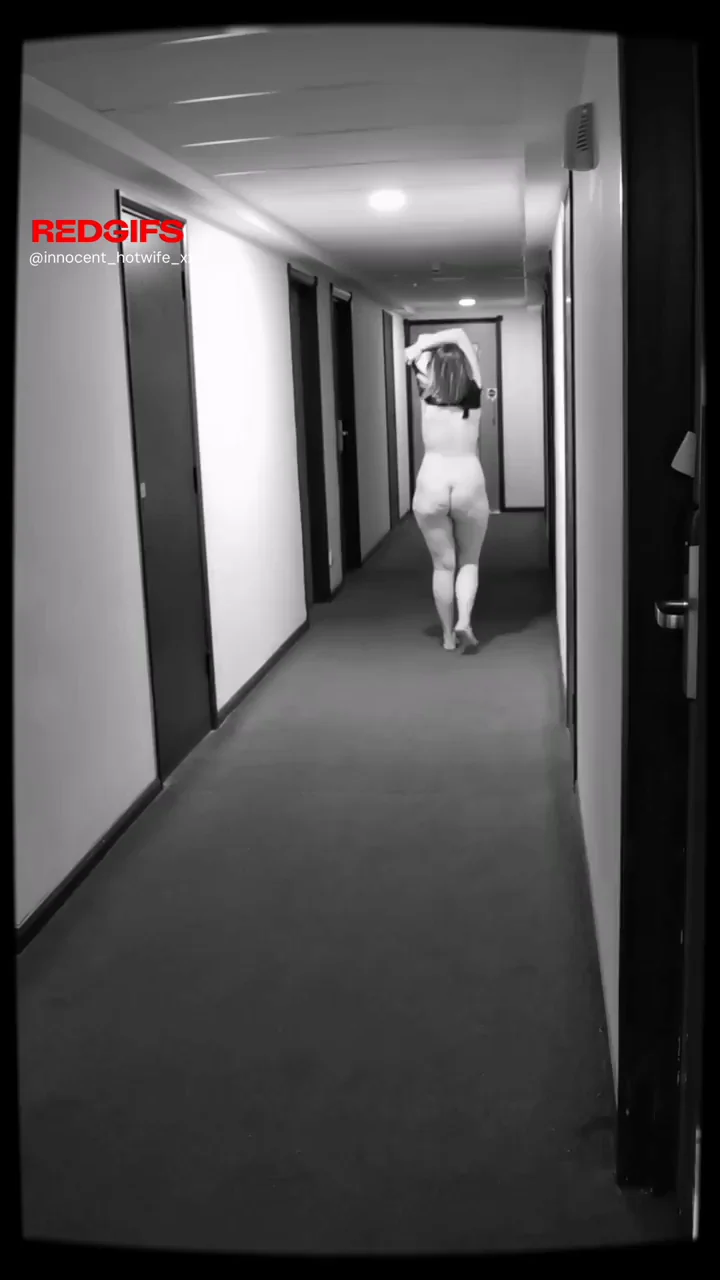 Nervous MILF Wife Dares Naked Stroll Down Hotel Hallway