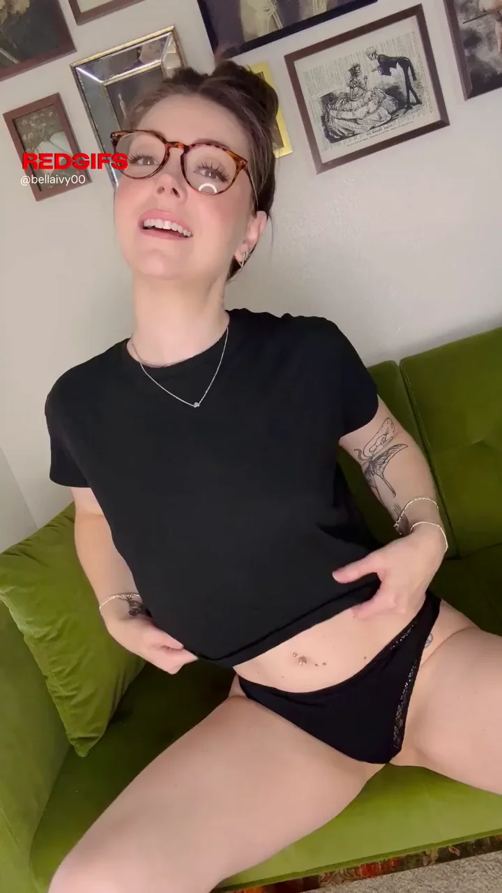 Naughty MILF Next Door Teases Her Shaved Pussy 😈👓