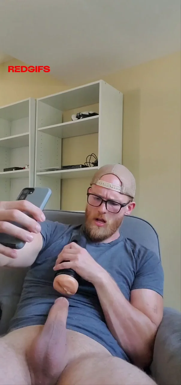 📱 Daddy Records Himself Pounding Fleshlight with Monster BWC 😈🍆