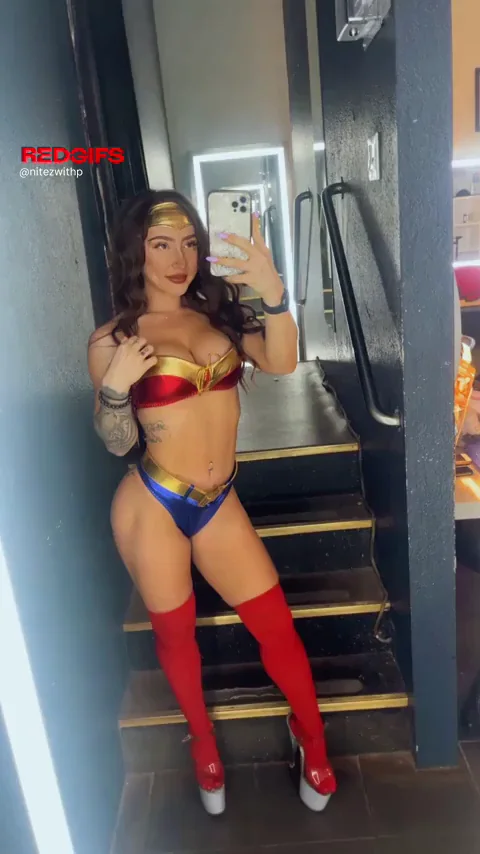 Even Wonder Woman wears heels