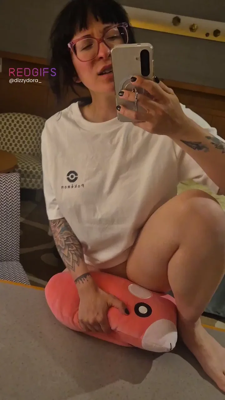Spoiling Luvdisc with My Juicy Attention 😈🍆💕