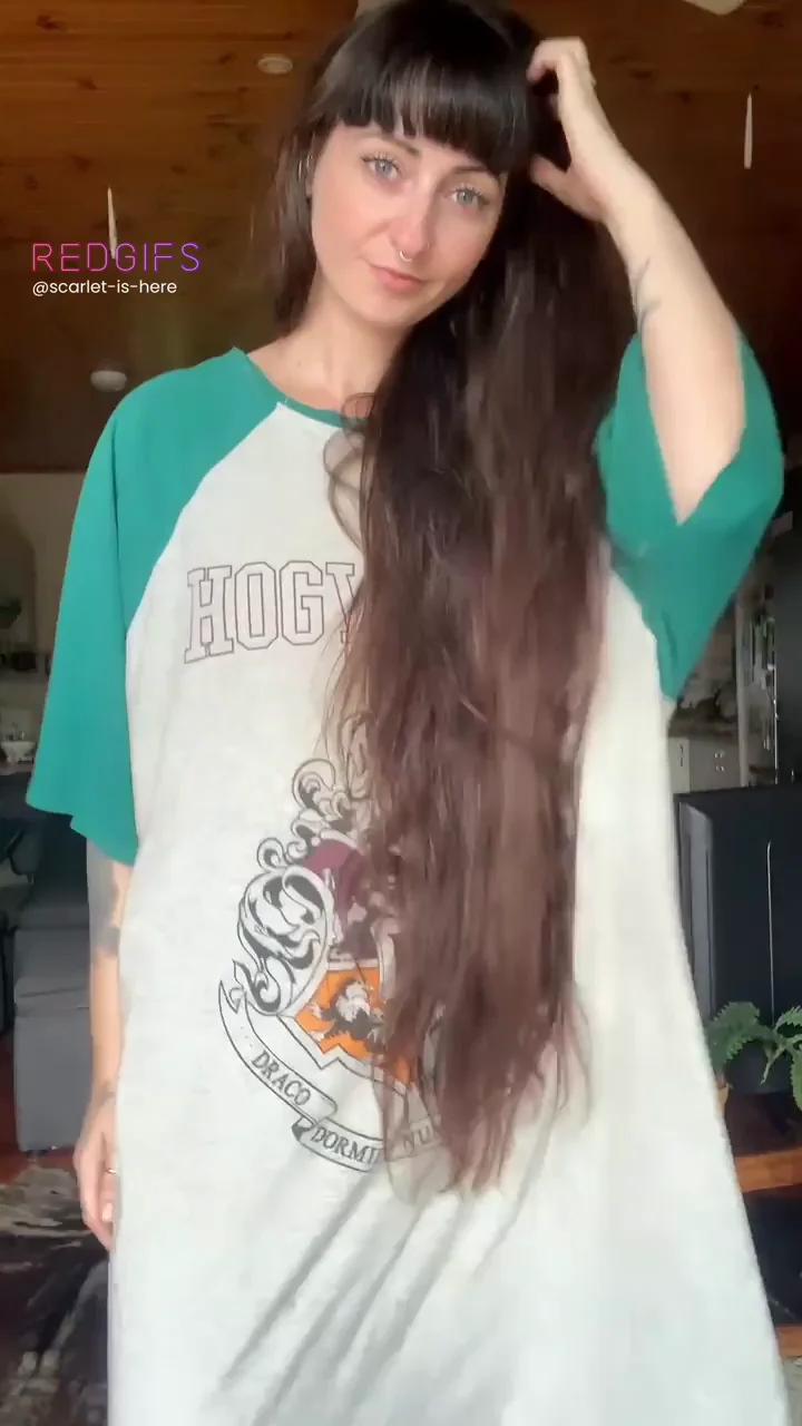 Tattooed Alt Witch Flashes Her Magic Ass 🪄🍑