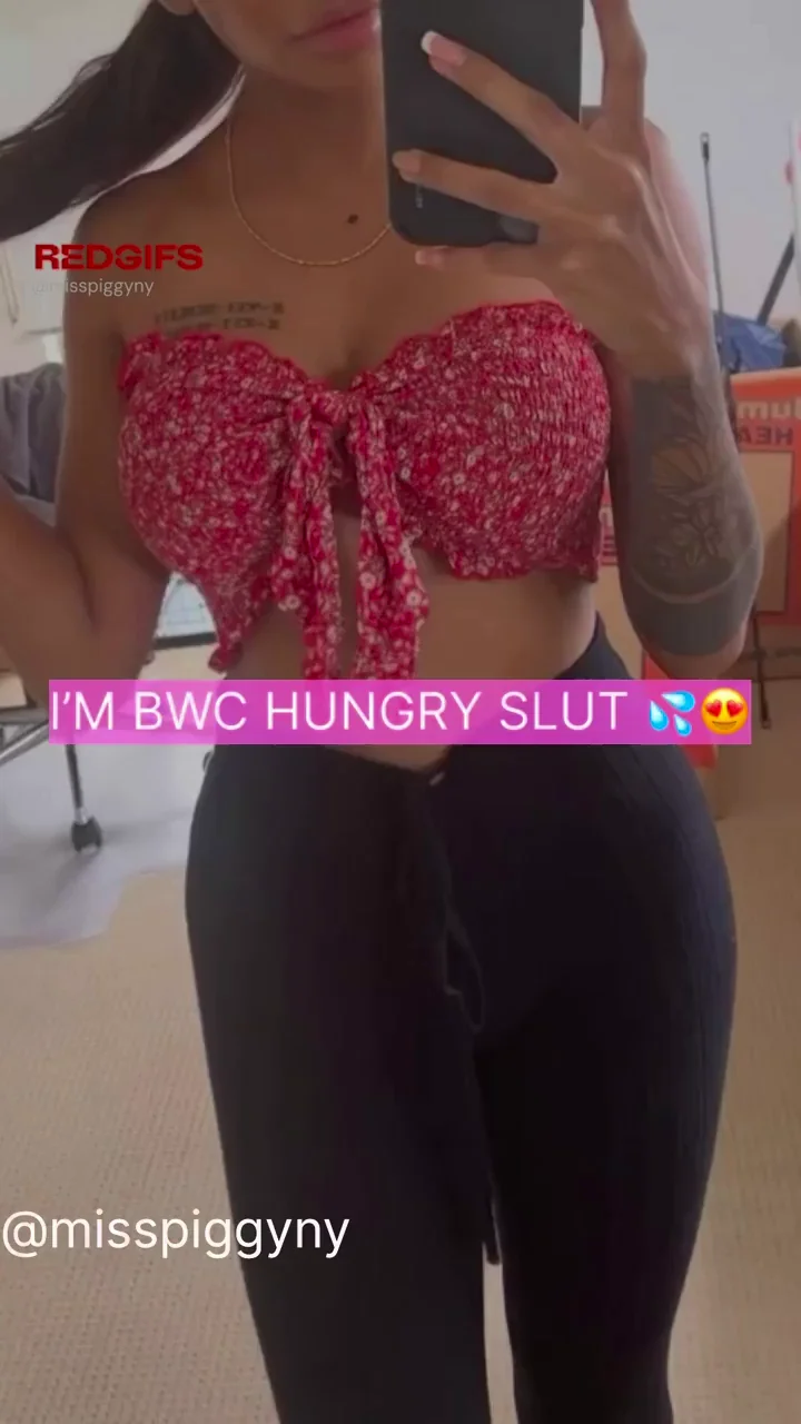 White men make my bimbo pussy melt 🫦💦
