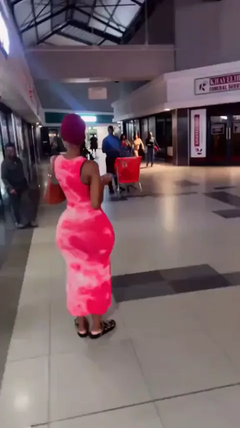🍑👀