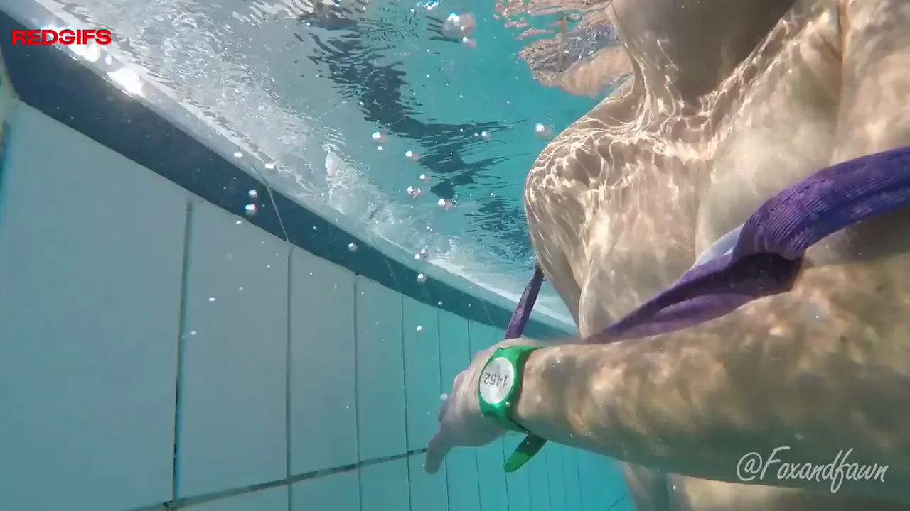 Flashing my tits at the crowded pool