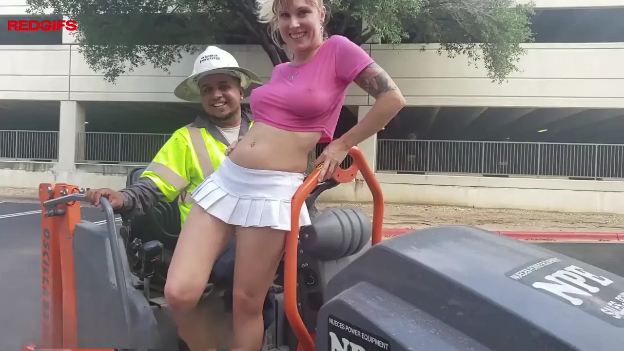 I’ll flash anyone who’s forklift certified