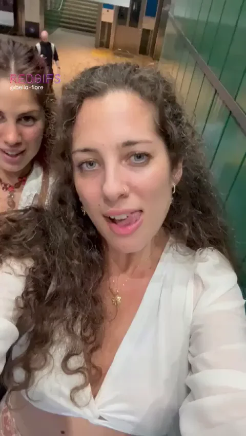 Flashing together is always better
