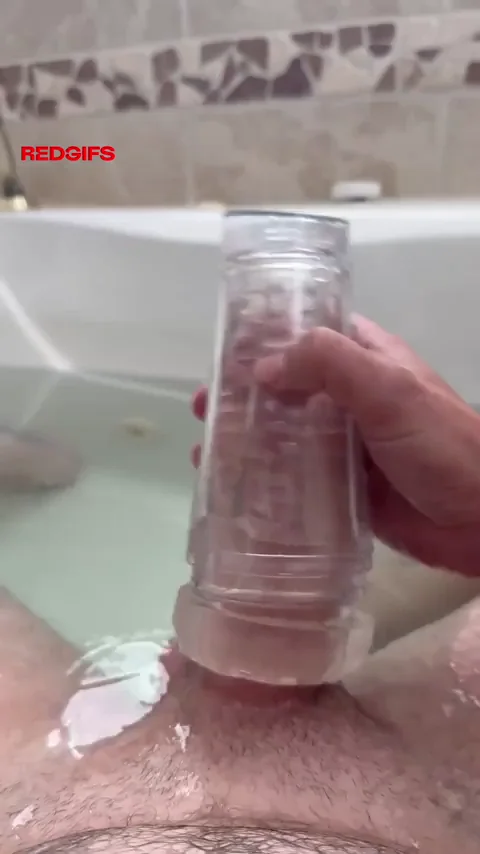 Bathtub BWC Bliss: Pounding That Fleshlight Till It Drips